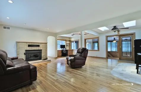 9425 Byrne Drive Fox River Grove IL 60021