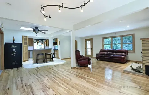 9425 Byrne Drive Fox River Grove IL 60021