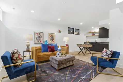 2044 West Superior Street Chicago IL 60612