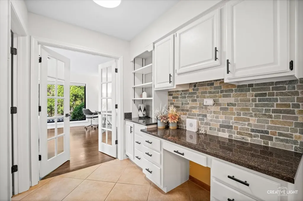 782 Torrington Drive Naperville IL 60565