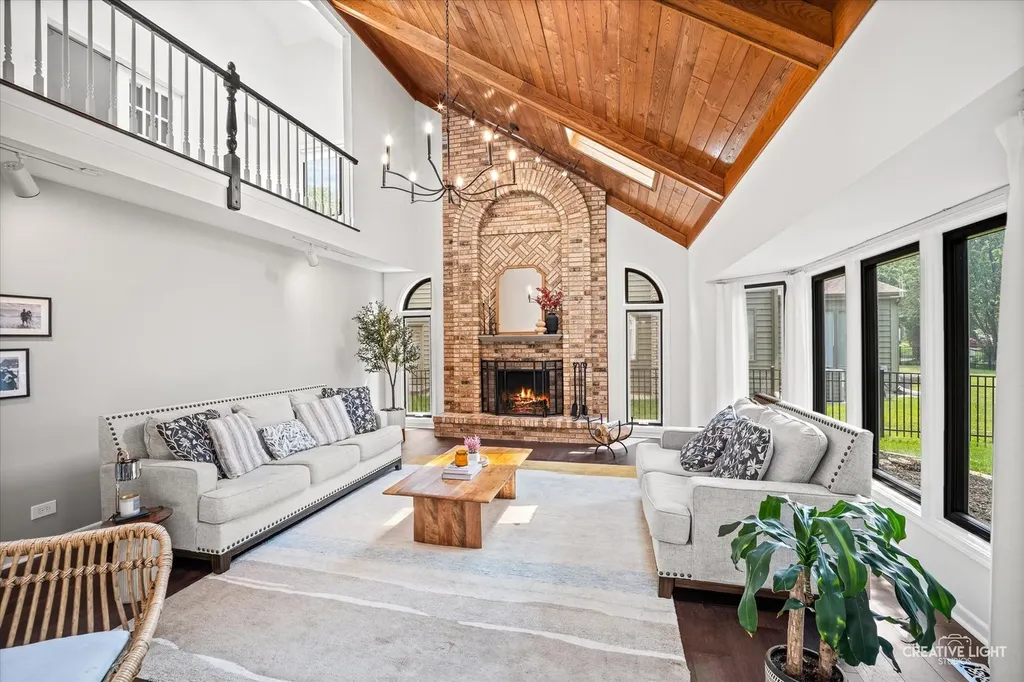 782 Torrington Drive Naperville IL 60565