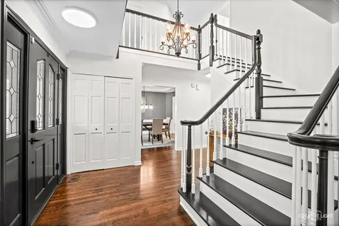 782 Torrington Drive Naperville IL 60565