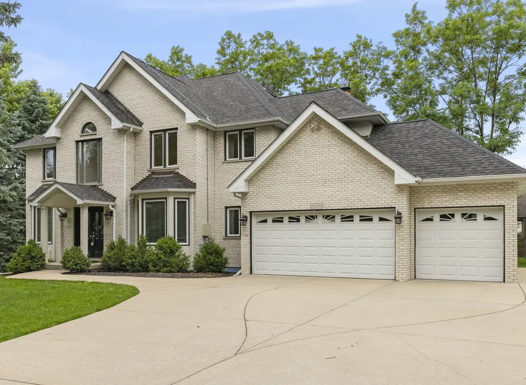 16W374 94TH Street Burr Ridge IL 60527