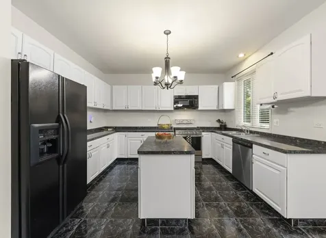 16W374 94TH Street Burr Ridge IL 60527