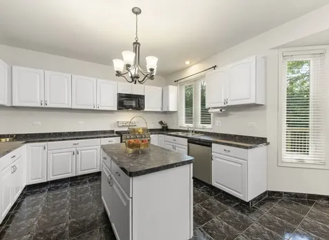 16W374 94TH Street Burr Ridge IL 60527