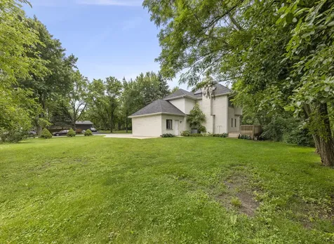 16W374 94TH Street Burr Ridge IL 60527