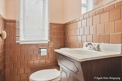 4912 Crain Street Skokie IL 60077