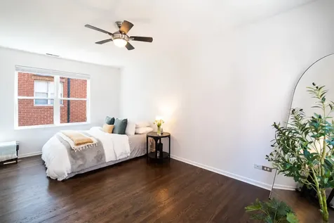 715 West Eastman Street Chicago IL 60610