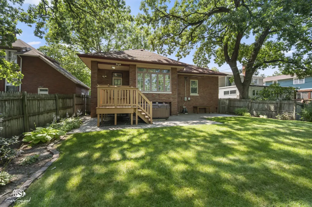 9237 South Longwood Drive Chicago IL 60643