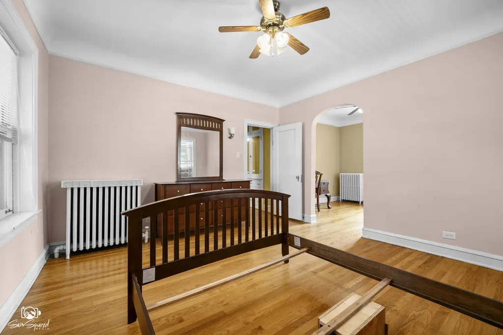 9237 South Longwood Drive Chicago IL 60643