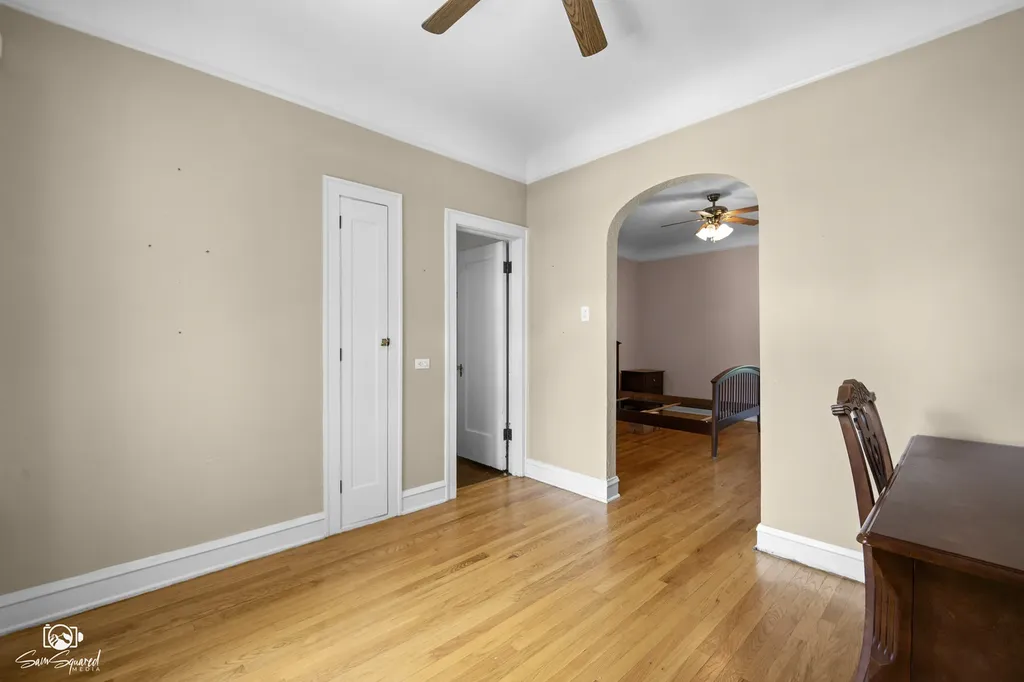 9237 South Longwood Drive Chicago IL 60643