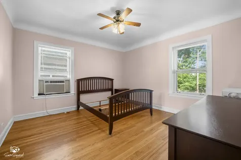9237 South Longwood Drive Chicago IL 60643