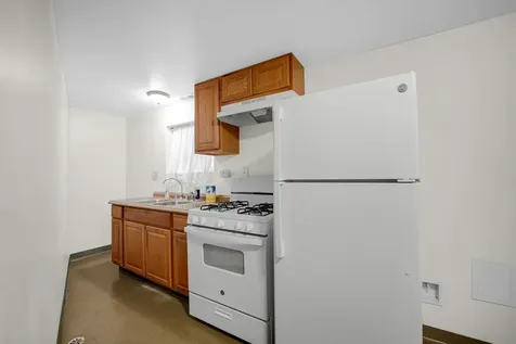 8233 South Langley Avenue Chicago IL 60619