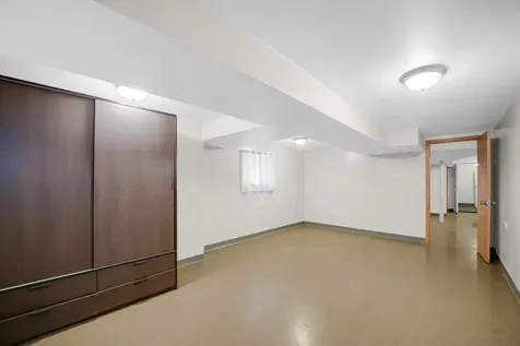 8233 South Langley Avenue Chicago IL 60619