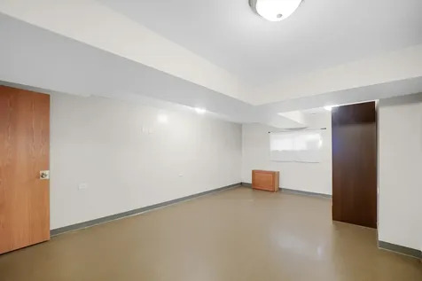 8233 South Langley Avenue Chicago IL 60619