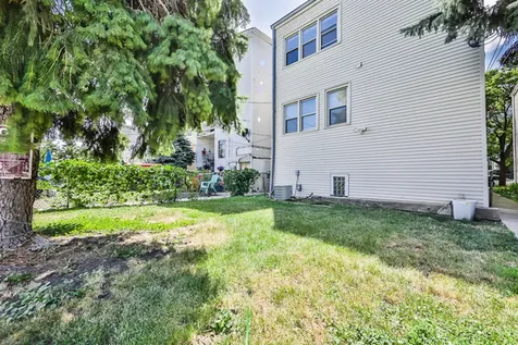3231 North Ridgeway Avenue Chicago IL 60618