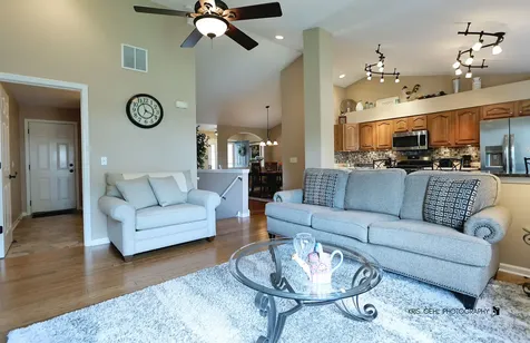 6430 Ginos Way Fox Lake IL 60020