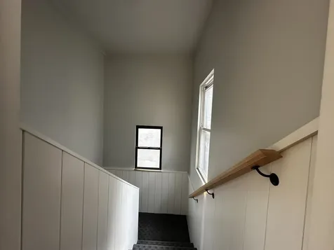 869 North Hermitage Avenue Chicago IL 60622