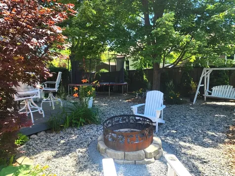 54 Sandhurst Road Mundelein IL 60060
