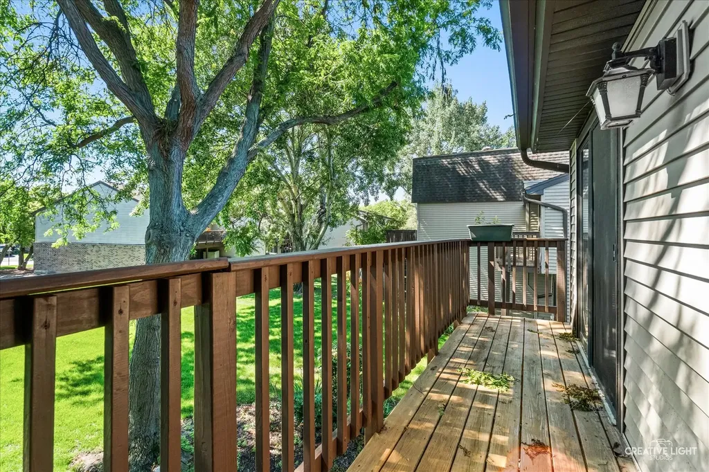 29W365 Thornwood Lane Warrenville IL 60555