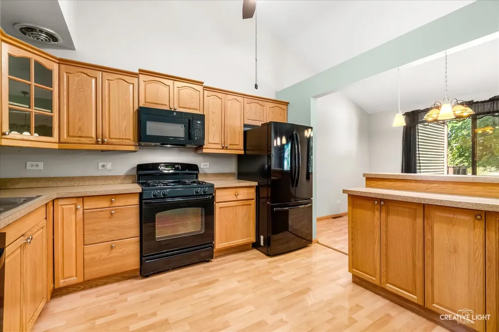 29W365 Thornwood Lane Warrenville IL 60555