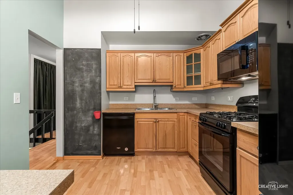 29W365 Thornwood Lane Warrenville IL 60555