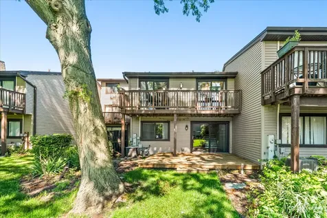 29W365 Thornwood Lane Warrenville IL 60555