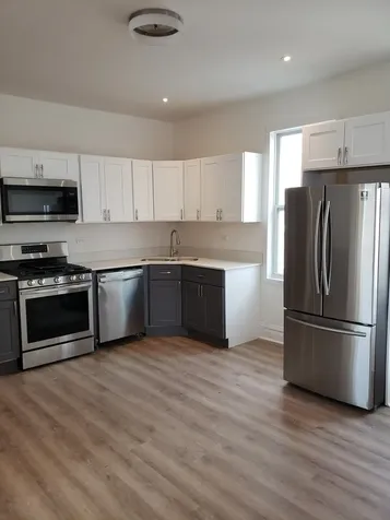 2705 West 24th Street Chicago IL 60608