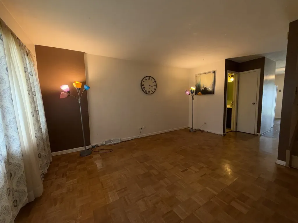 351 East 91st Street Chicago IL 60619