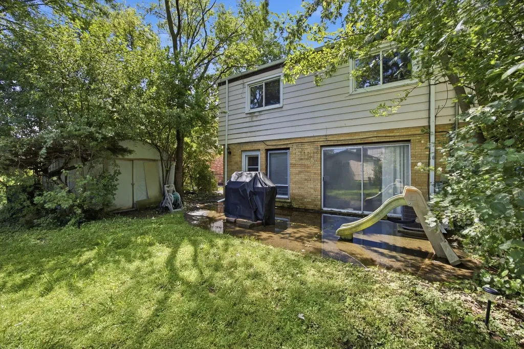 1142 Brighton Place Glen Ellyn IL 60137