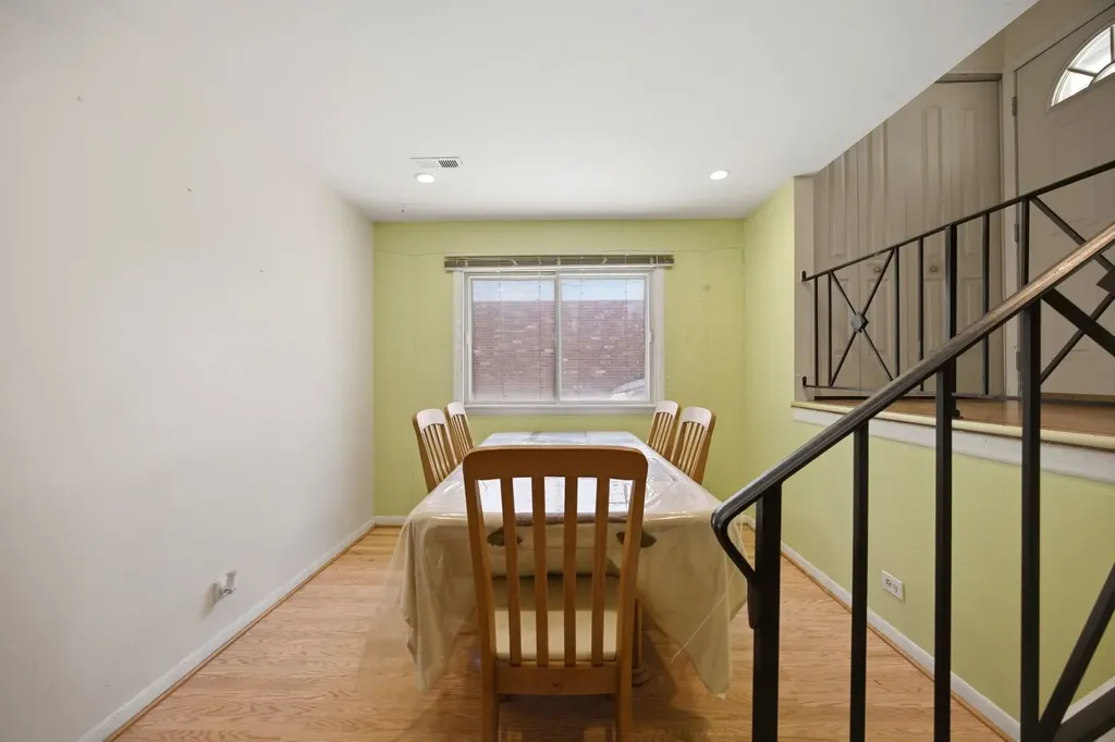 1142 Brighton Place Glen Ellyn IL 60137