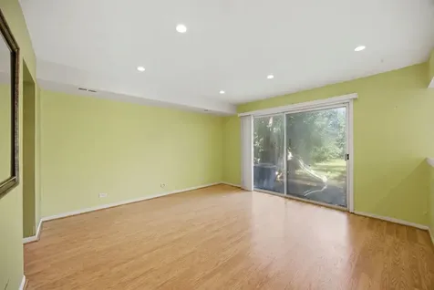 1142 Brighton Place Glen Ellyn IL 60137