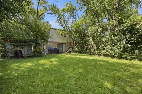 1142 Brighton Place Glen Ellyn IL 60137