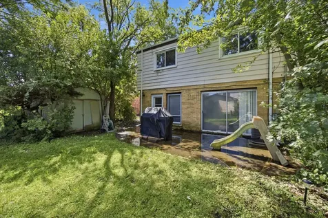 1142 Brighton Place Glen Ellyn IL 60137
