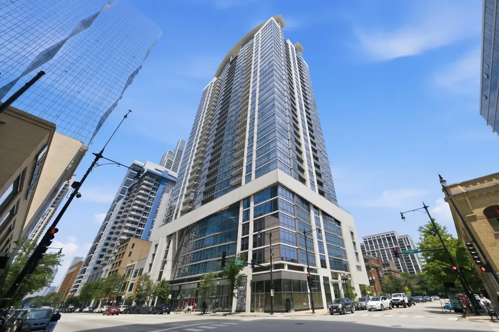 100 East 14th Street Chicago IL 60605