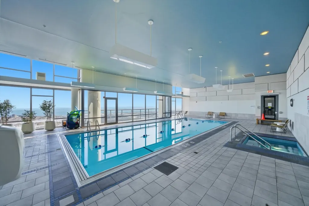 100 East 14th Street Chicago IL 60605