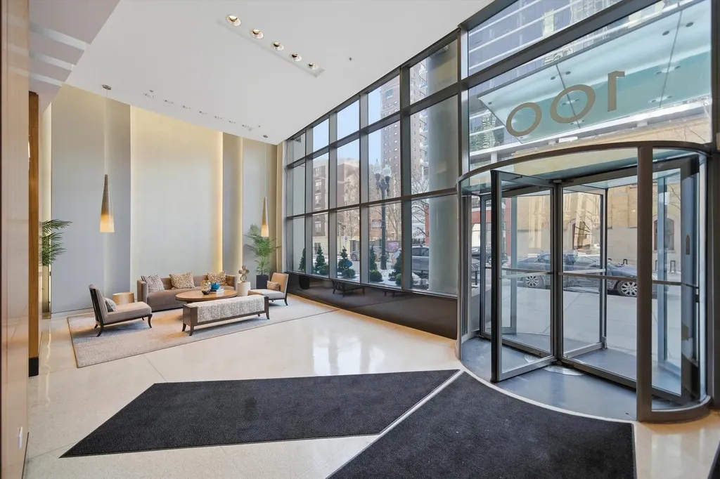 100 East 14th Street Chicago IL 60605
