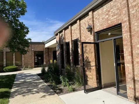 832 East Rand Road Mount Prospect IL 60056