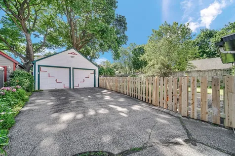 715 North County Street Waukegan IL 60085