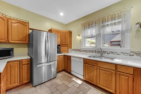 715 North County Street Waukegan IL 60085