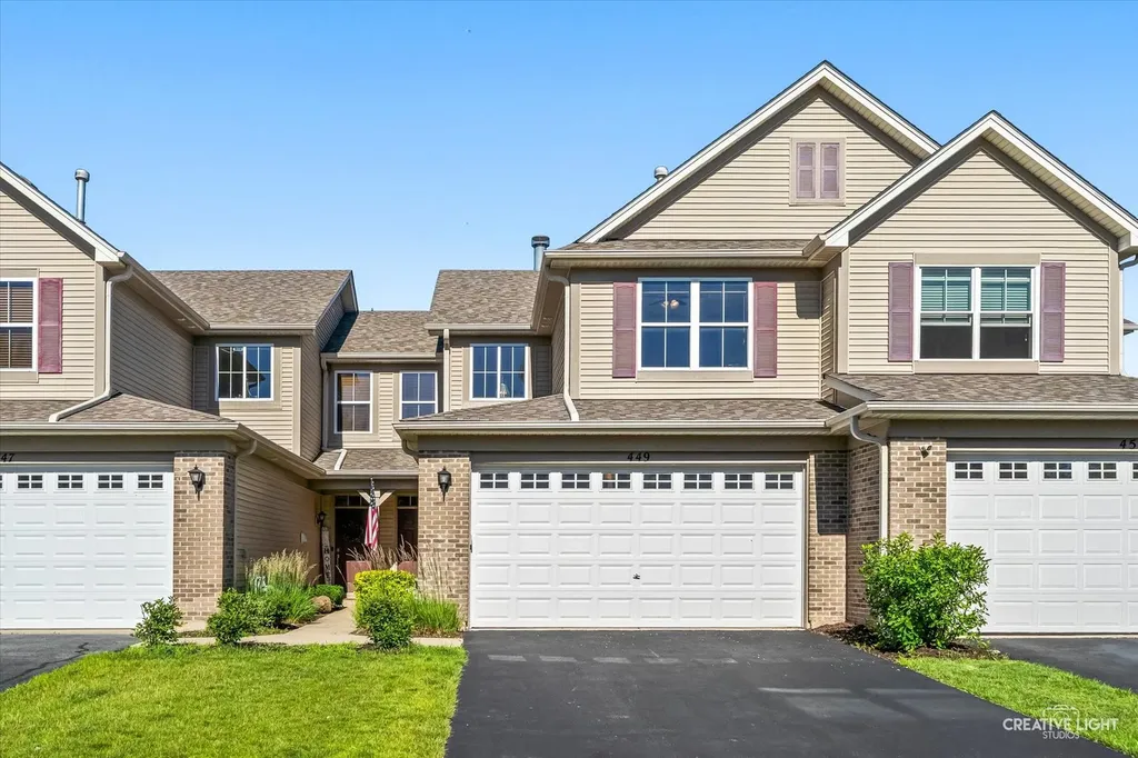 449 Dancer Lane Oswego IL 60543