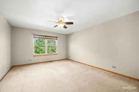 449 Dancer Lane Oswego IL 60543