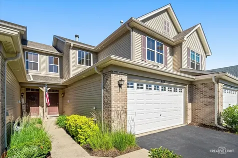 449 Dancer Lane Oswego IL 60543