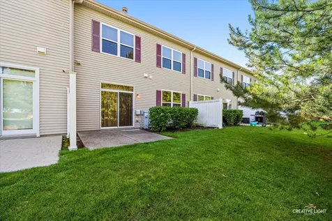 449 Dancer Lane Oswego IL 60543