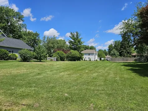 1627 Lake Holiday Drive Lake Holiday IL 60548