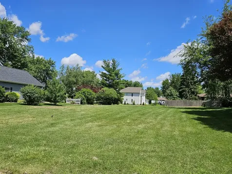 1627 Lake Holiday Drive Lake Holiday IL 60548