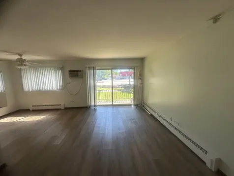 18555 Hickory Court Lansing IL 60438