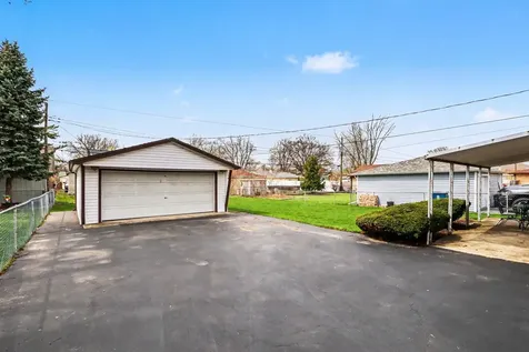 13124 Forestview Lane Crestwood IL 60418