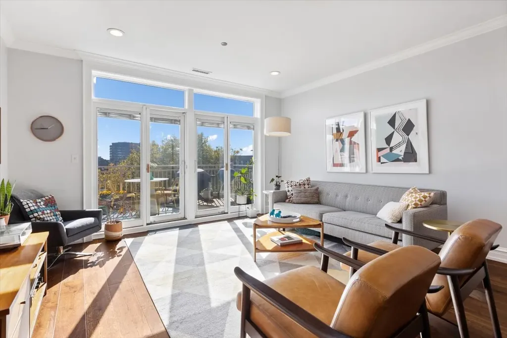 1155 West Armitage Avenue Chicago IL 60614