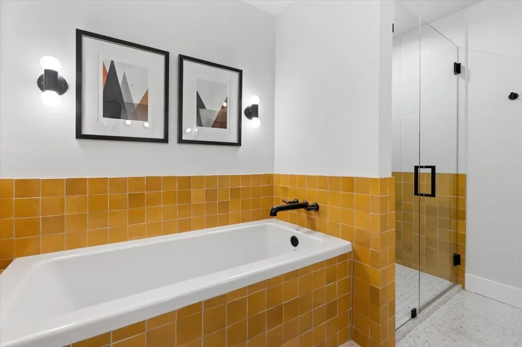 1155 West Armitage Avenue Chicago IL 60614